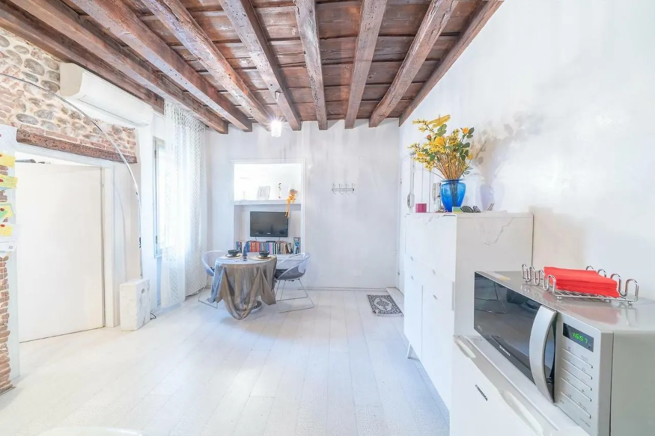 Abbraccio Di Giulietta Apartment Verona