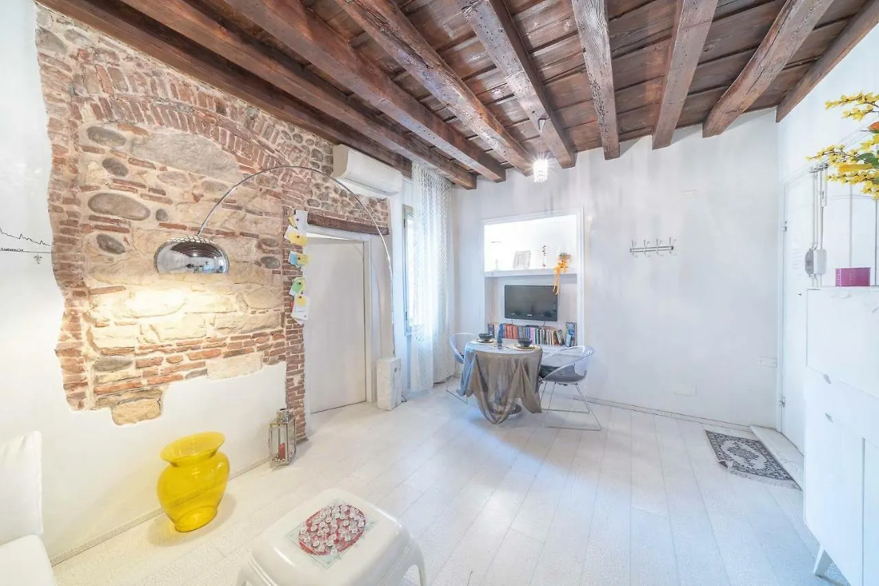 Abbraccio Di Giulietta Apartment Verona